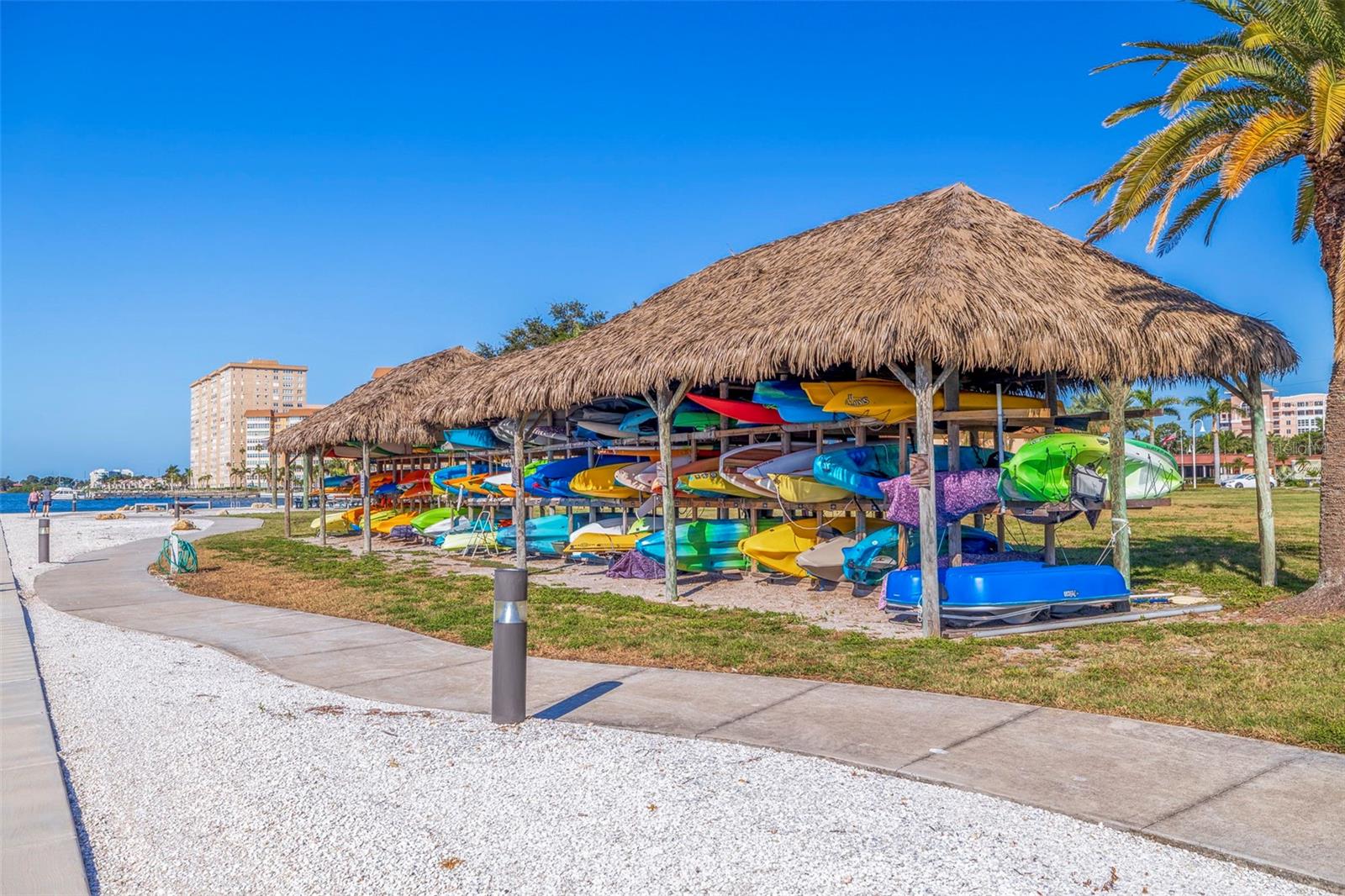 Image 31 of 53 For 5130 Brittany Drive S 807