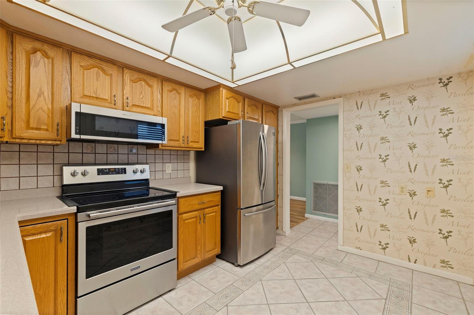 Image 7 of 53 For 5130 Brittany Drive S 807