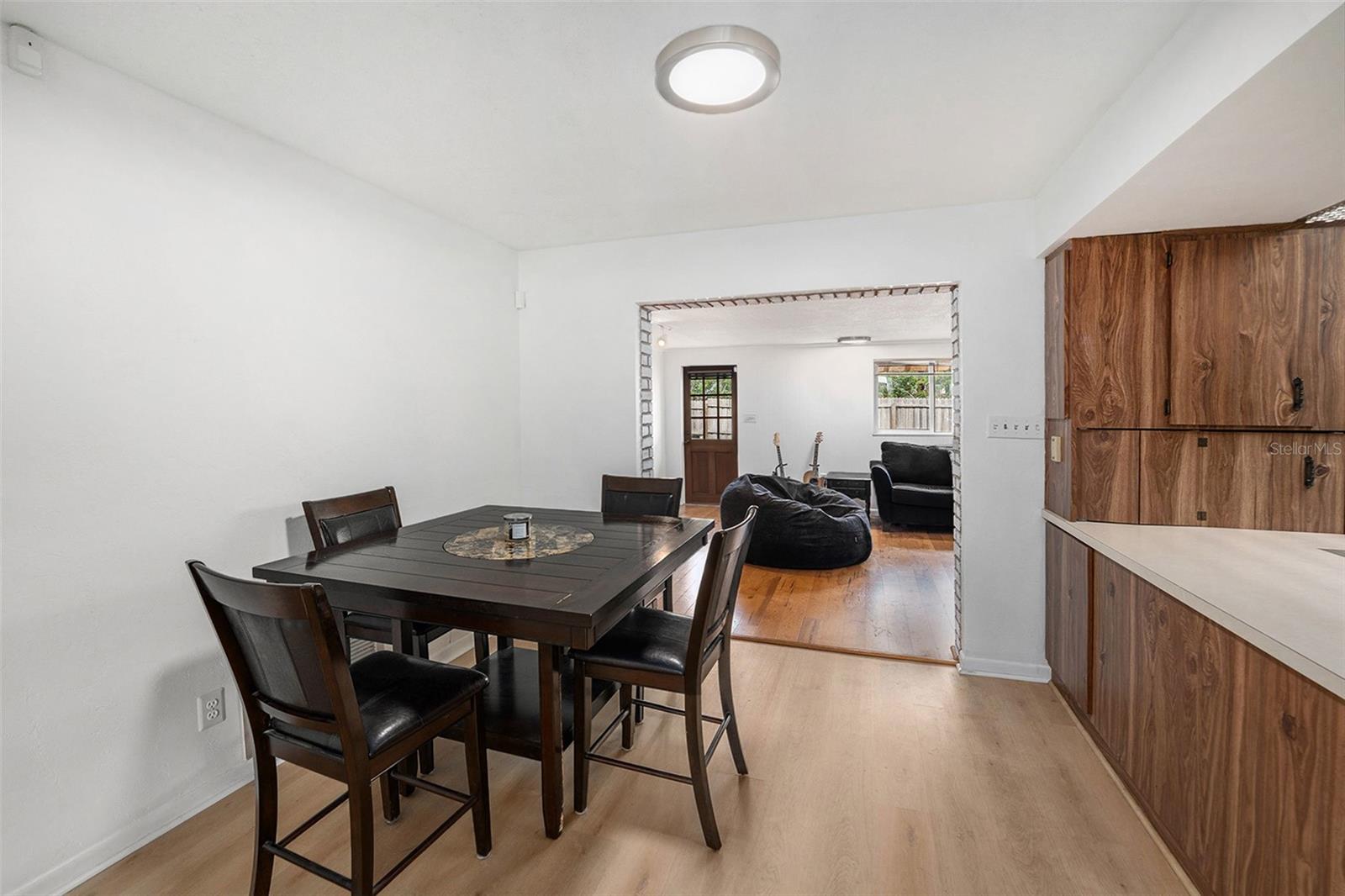 Image 13 of 33 For 4401 56th Street N