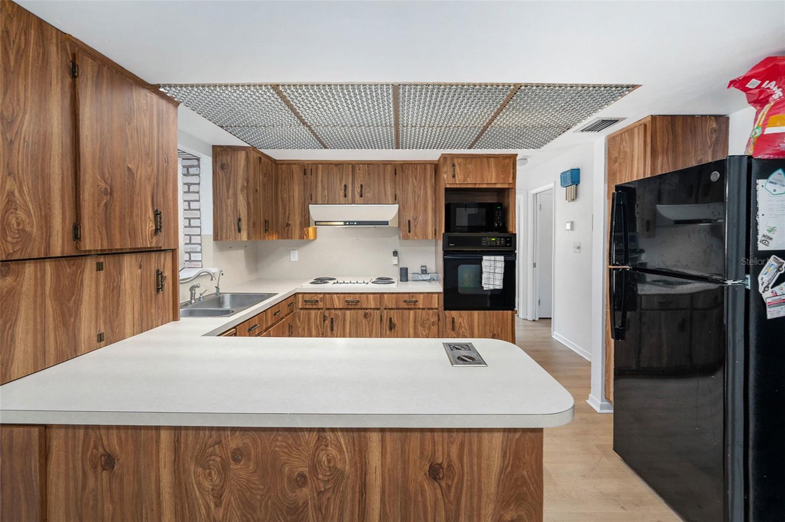 Image 14 of 33 For 4401 56th Street N