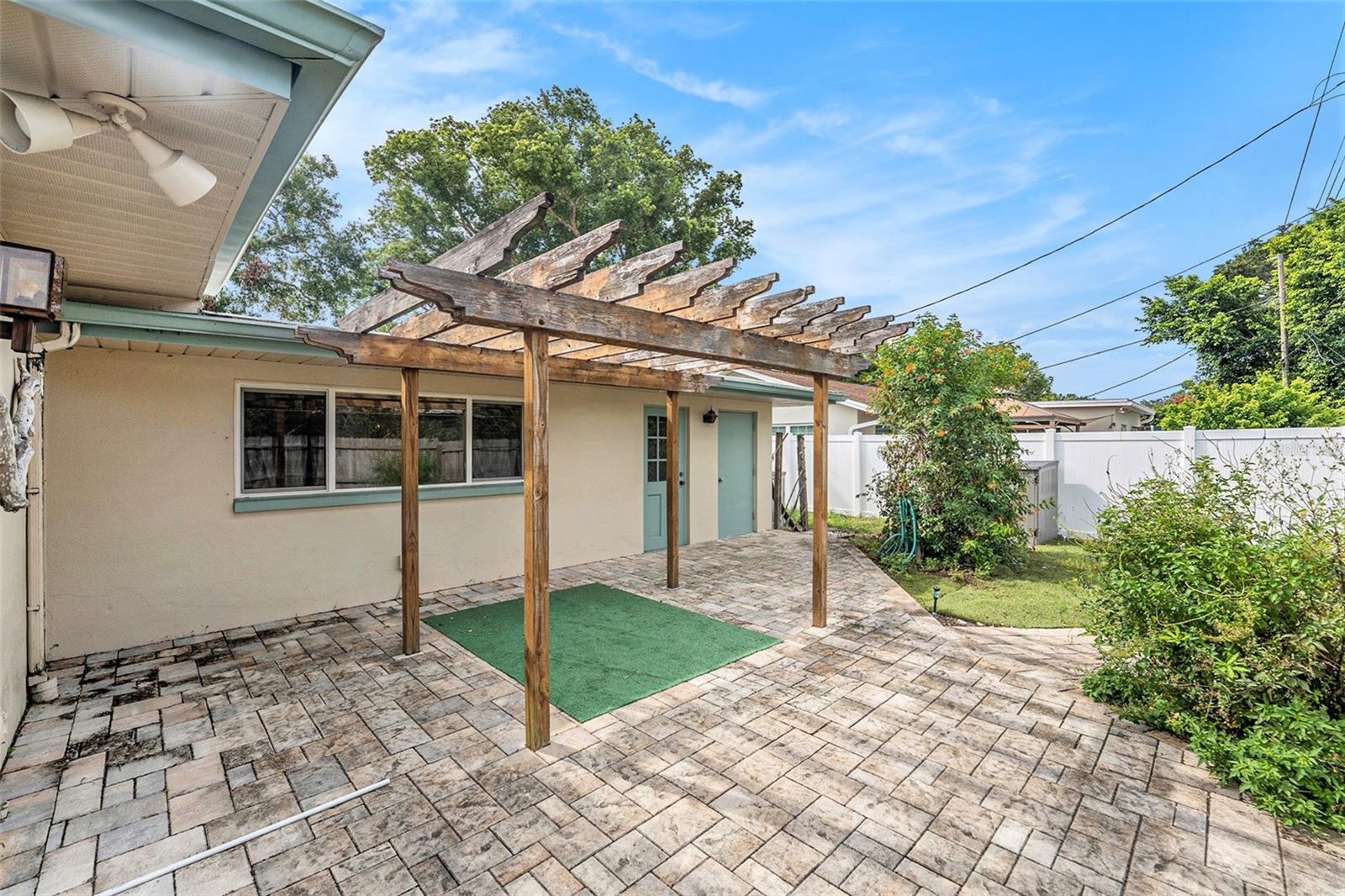Image 27 of 33 For 4401 56th Street N