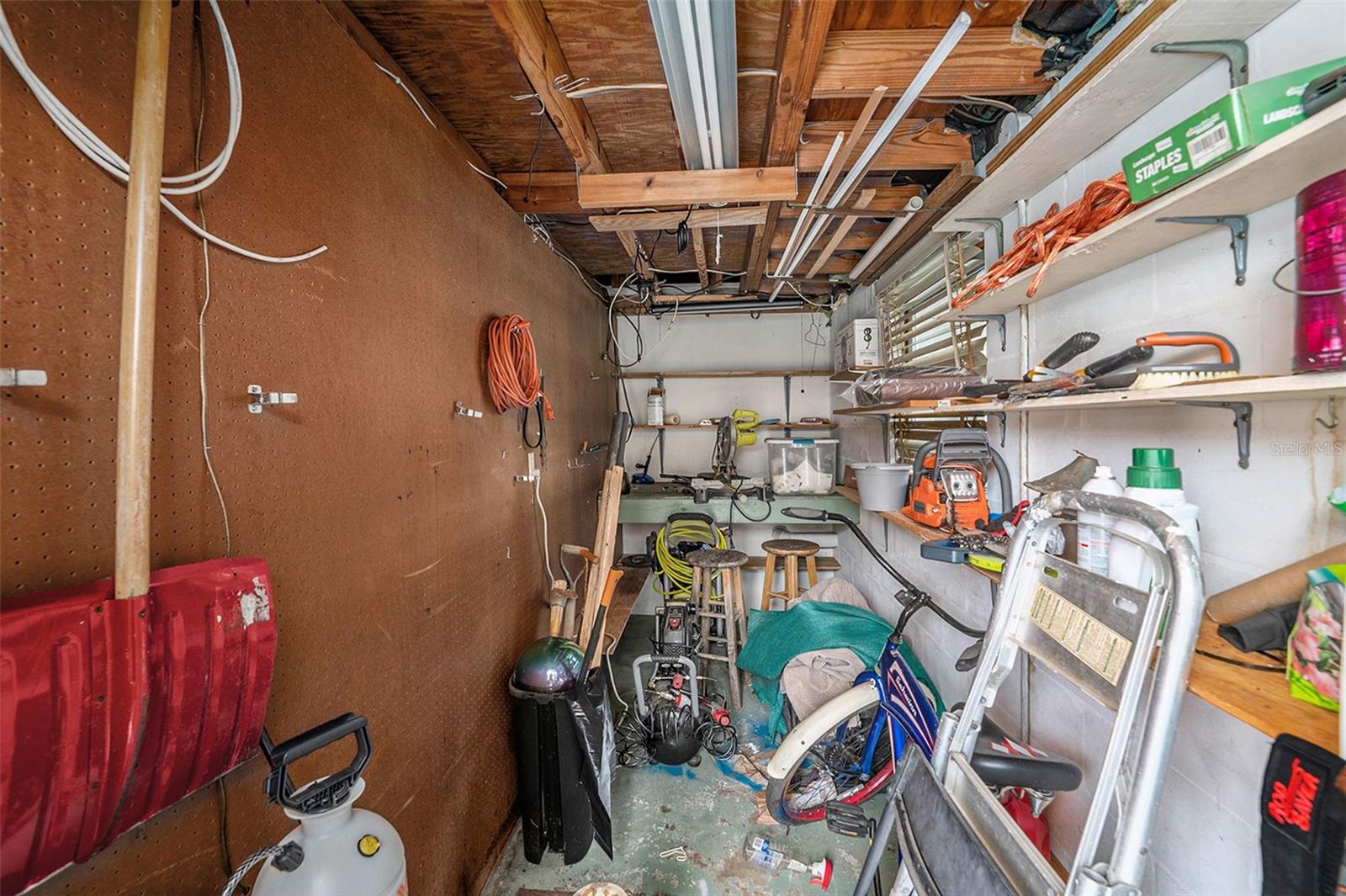 Image 28 of 33 For 4401 56th Street N