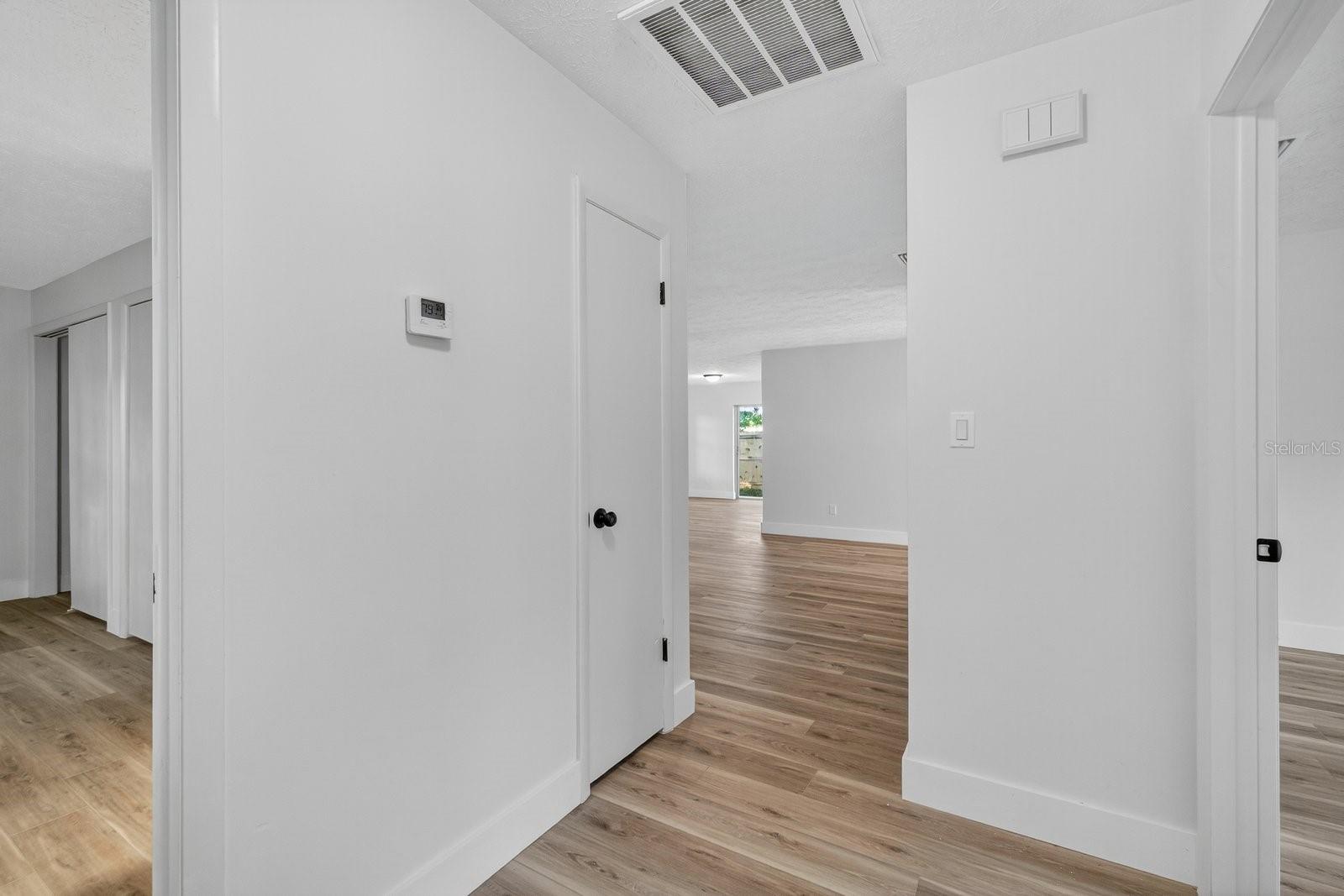 Image 16 of 31 For 3820 Ravenna Drive