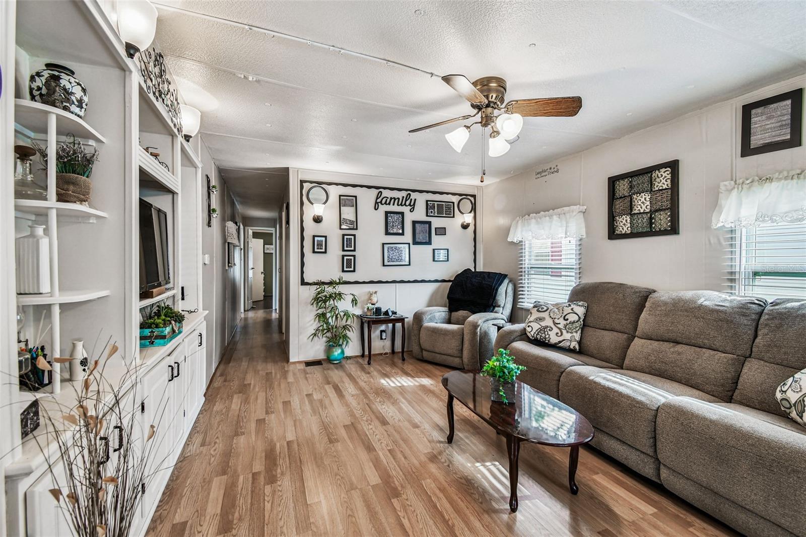 Image 14 of 47 For 7803 46th Avenue N 73