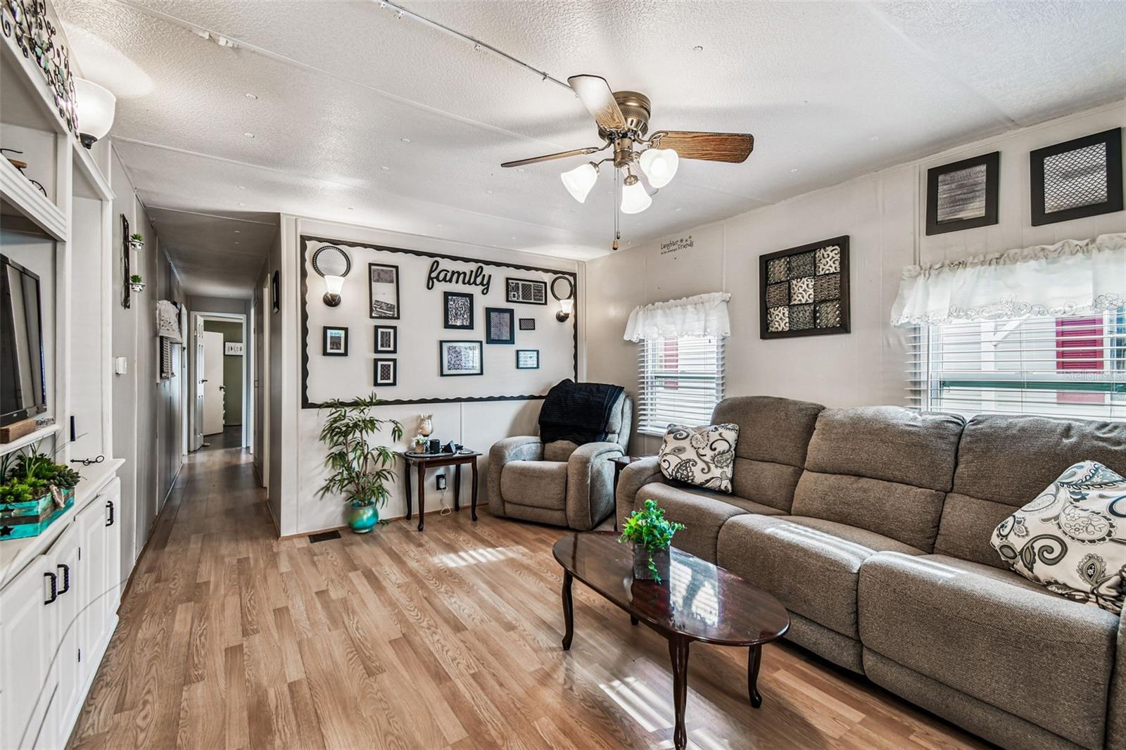 Image 15 of 47 For 7803 46th Avenue N 73