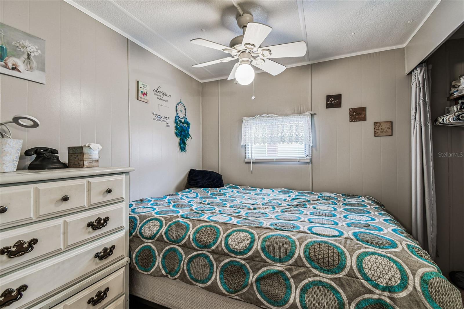 Image 19 of 47 For 7803 46th Avenue N 73