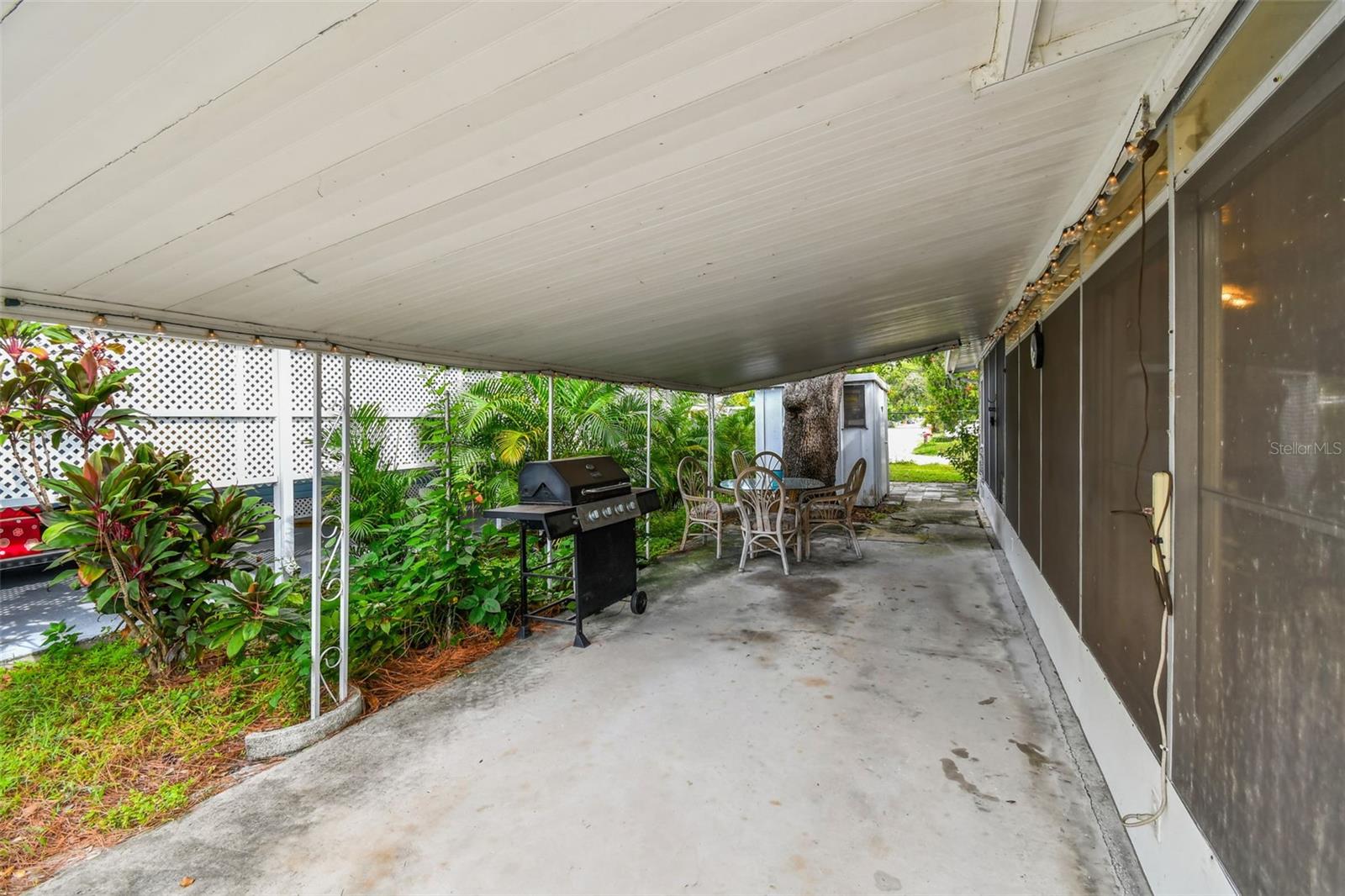Image 36 of 47 For 7803 46th Avenue N 73