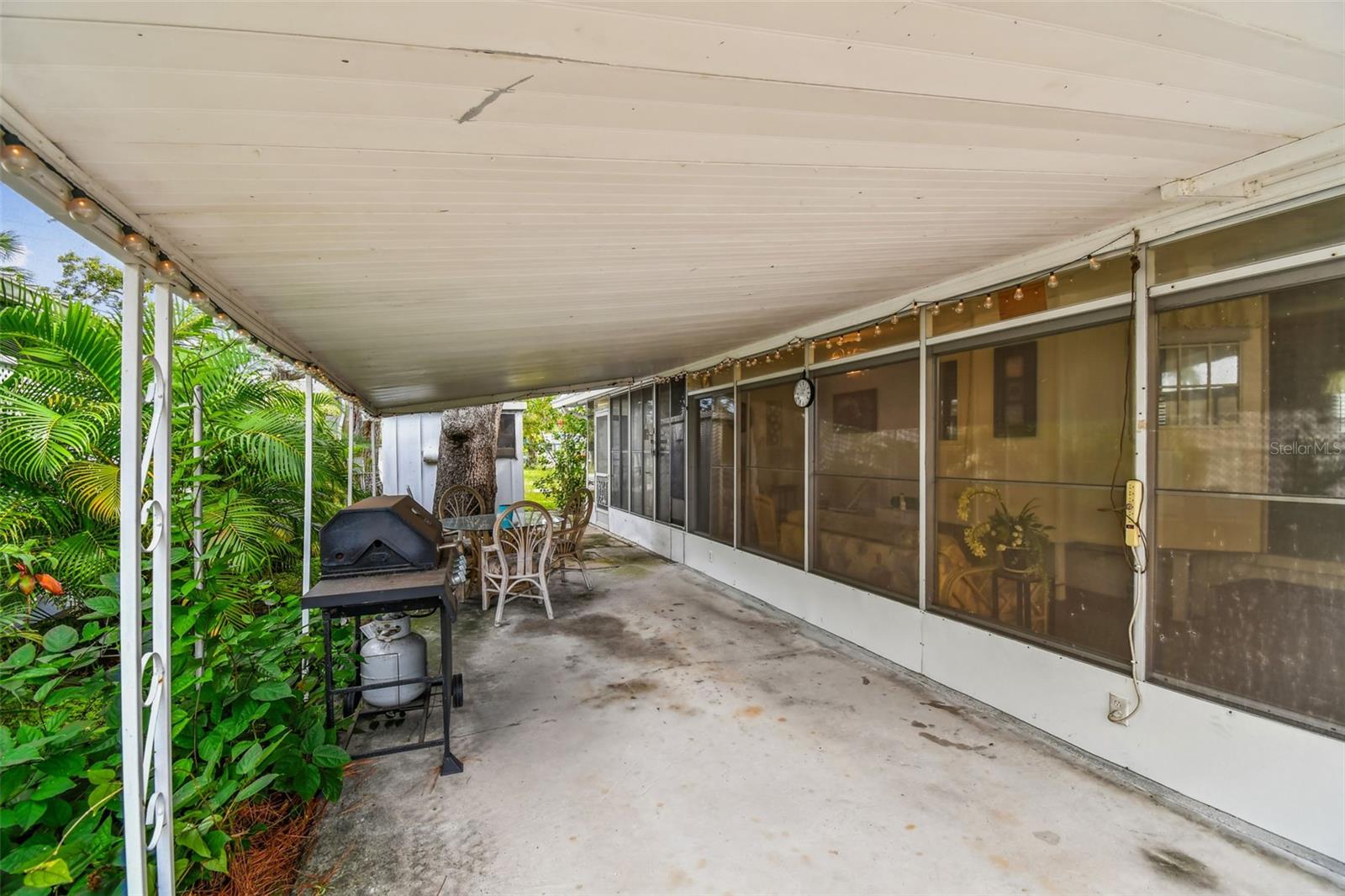 Image 38 of 47 For 7803 46th Avenue N 73