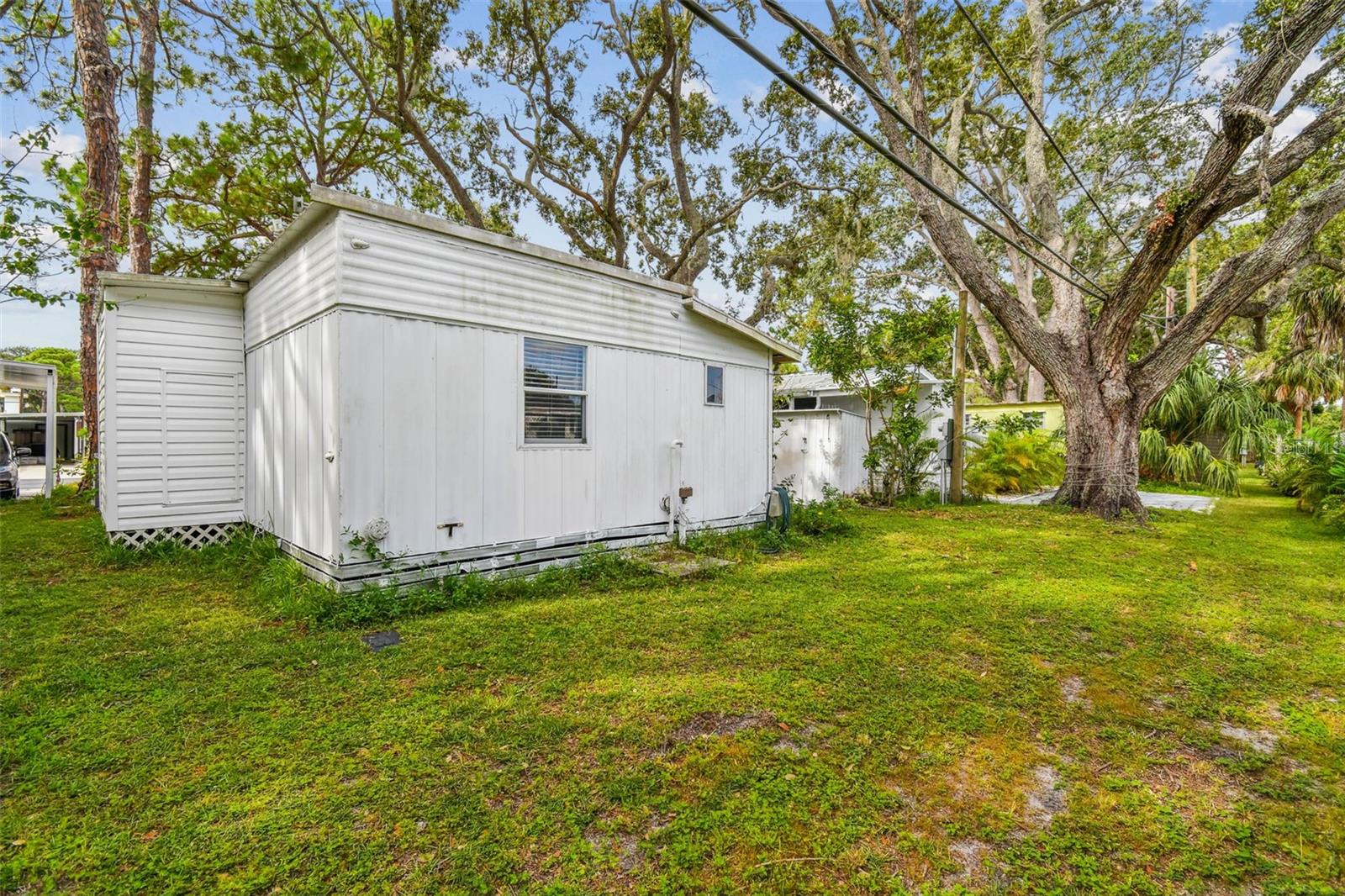 Image 39 of 47 For 7803 46th Avenue N 73