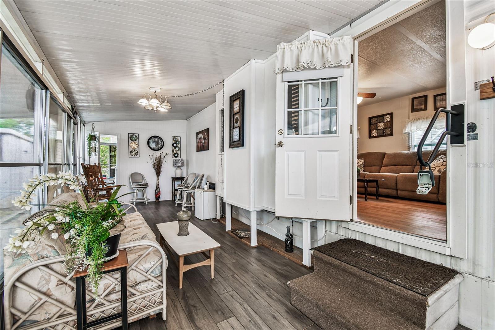 Image 5 of 47 For 7803 46th Avenue N 73