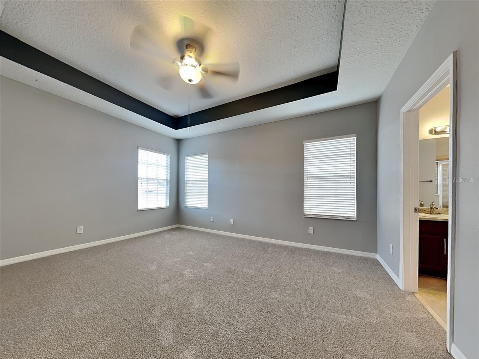 Image 8 of 20 For 16230 Palmettoglen Court