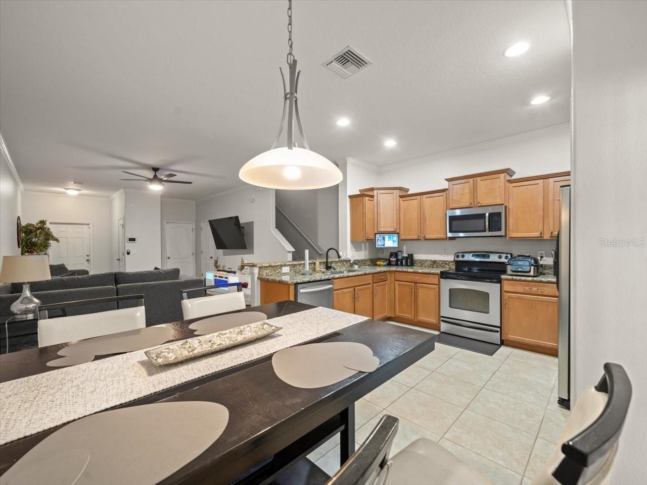 Image 10 of 36 For 2711 Isabella Valley Court