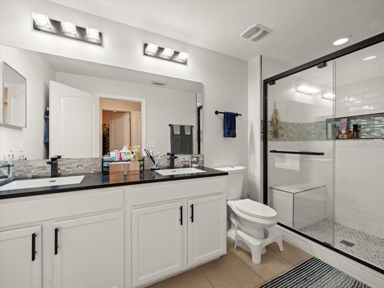 Image 24 of 36 For 2711 Isabella Valley Court