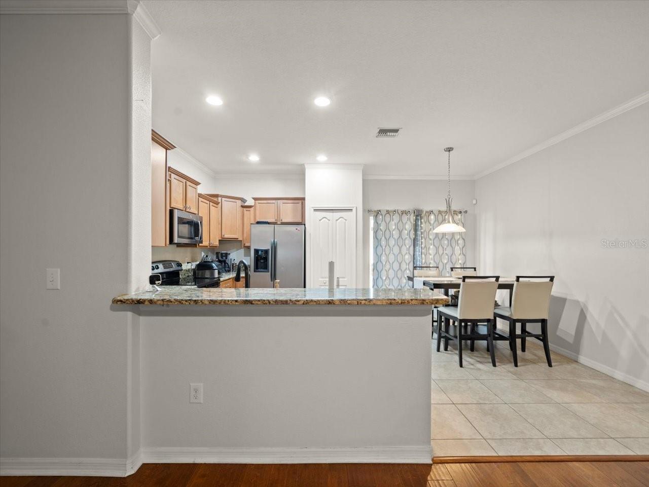Image 7 of 36 For 2711 Isabella Valley Court