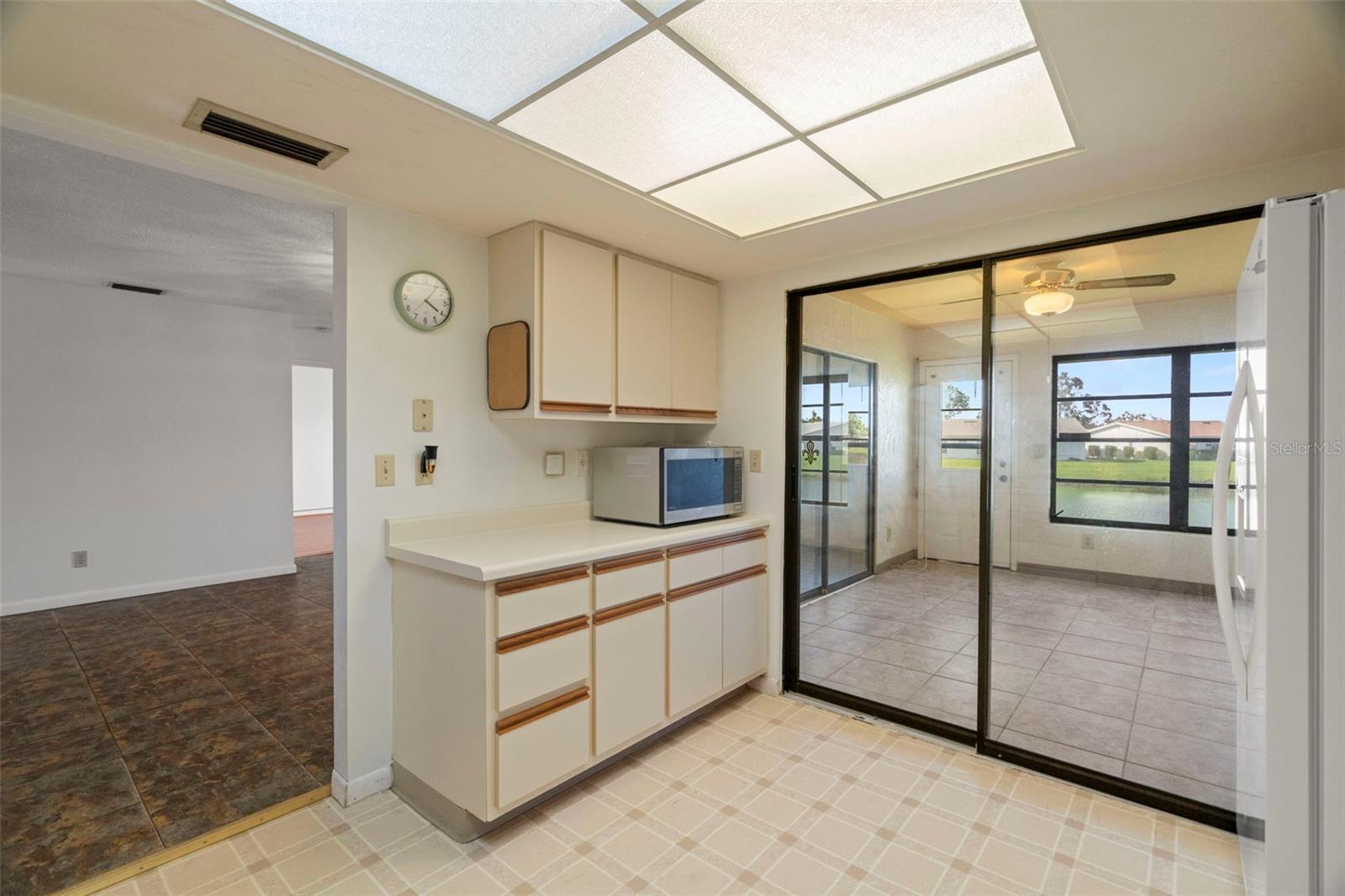 Image 16 of 36 For 4111 89th Avenue N