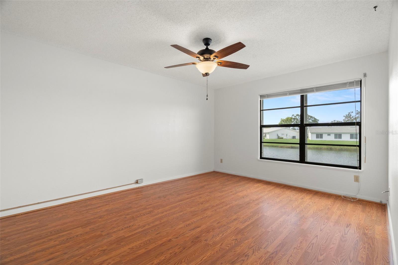 Image 17 of 36 For 4111 89th Avenue N