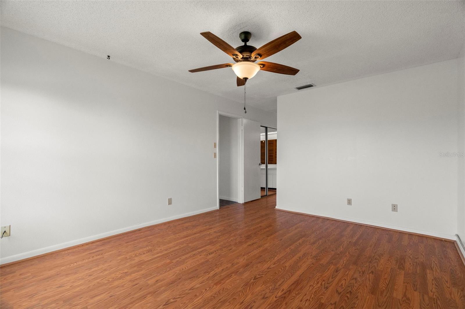 Image 18 of 36 For 4111 89th Avenue N