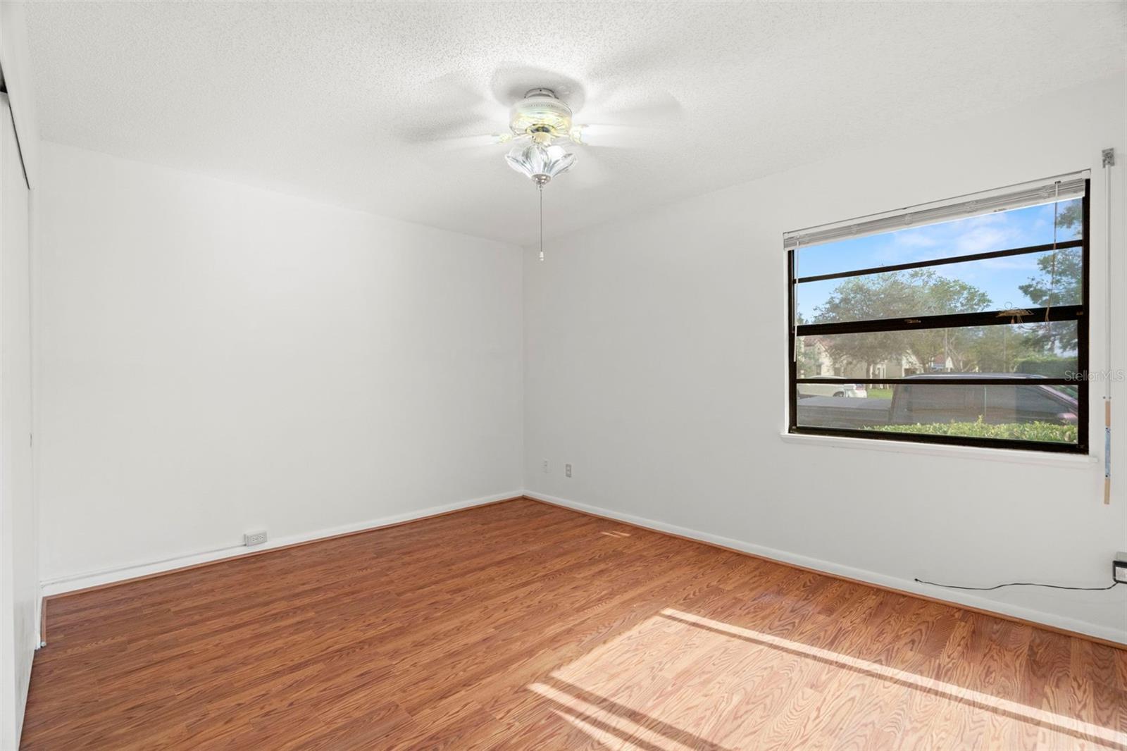 Image 22 of 36 For 4111 89th Avenue N