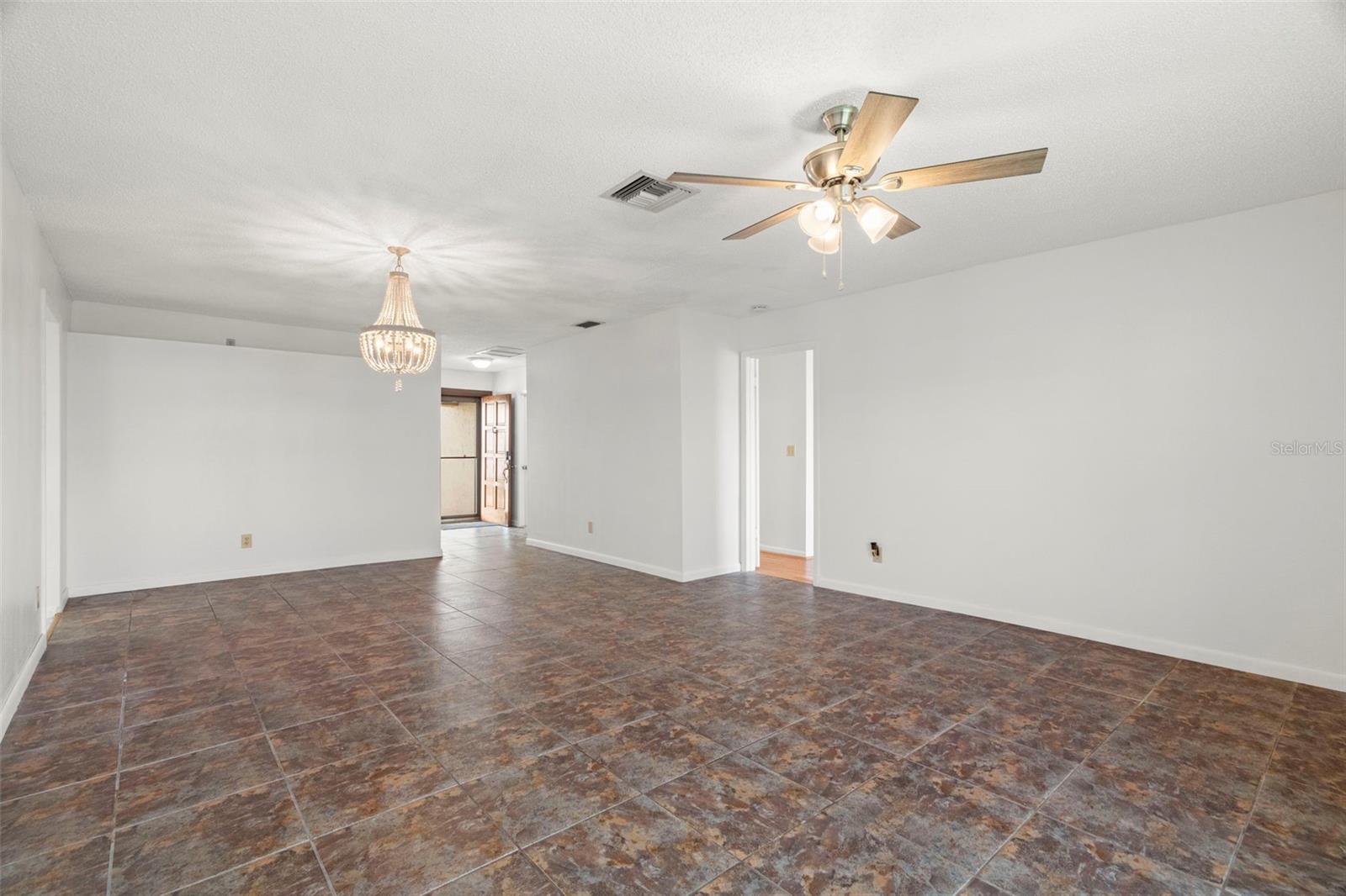 Image 6 of 36 For 4111 89th Avenue N