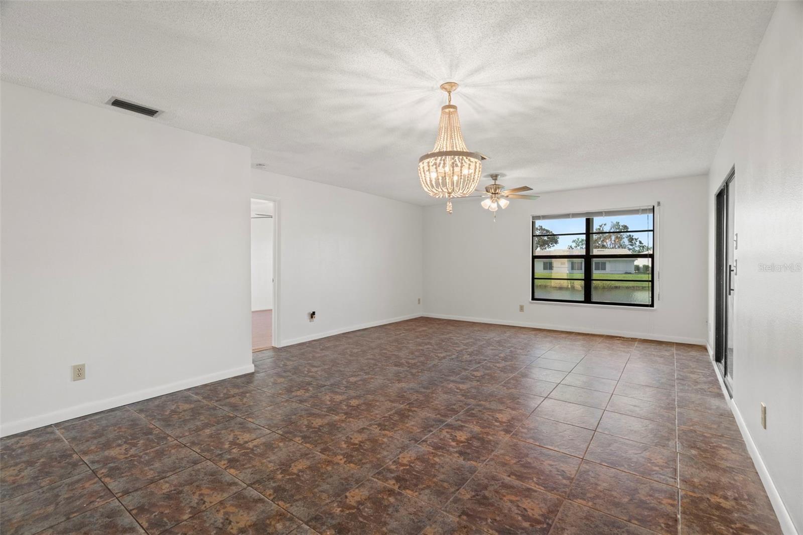 Image 7 of 36 For 4111 89th Avenue N