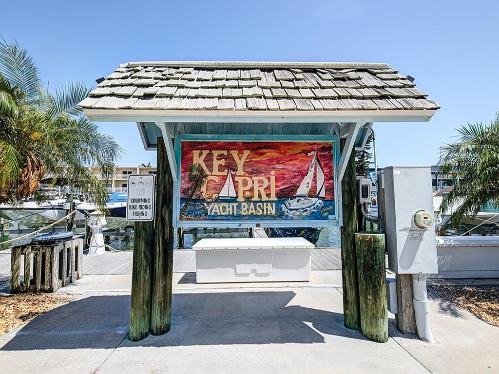 Image 32 of 40 For 1 Key Capri  211w