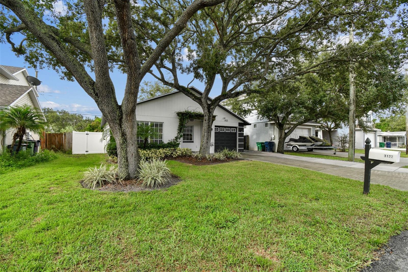 Image 6 of 37 For 3122 Hartnett Avenue