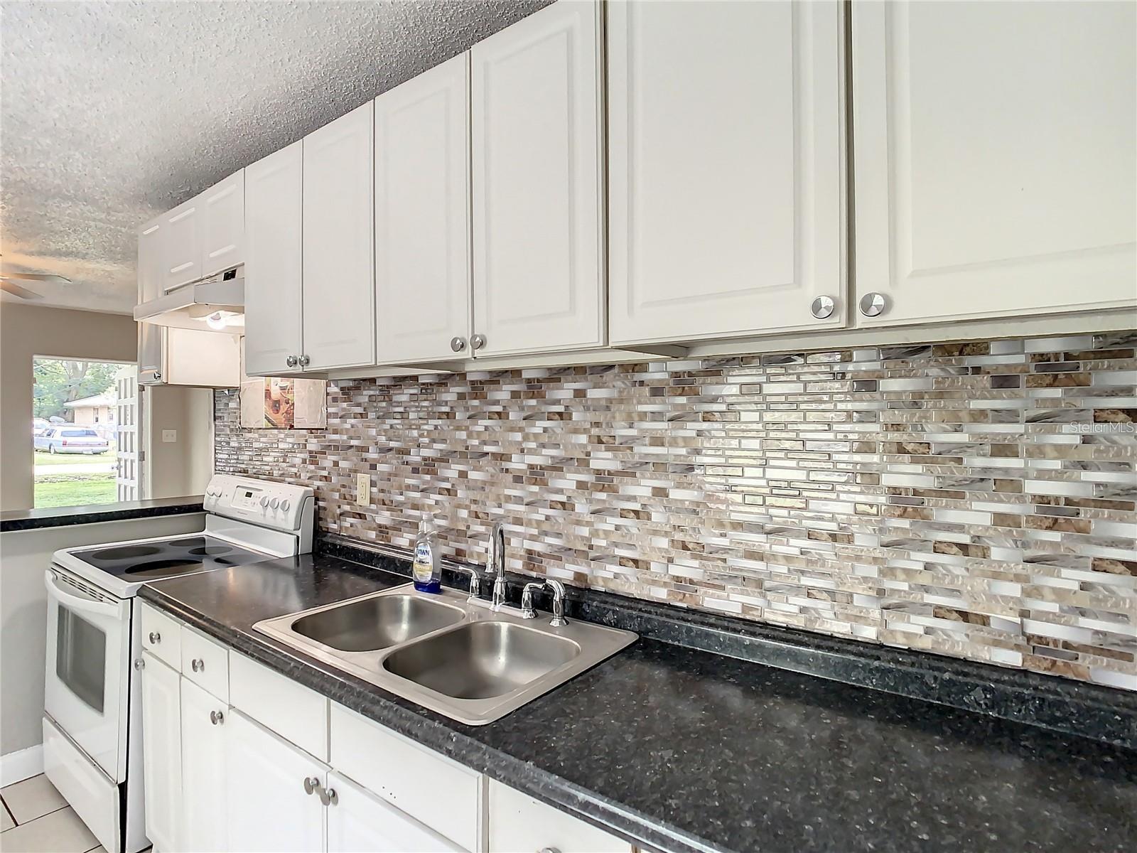 Image 14 of 28 For 3125 Avenue S Nw