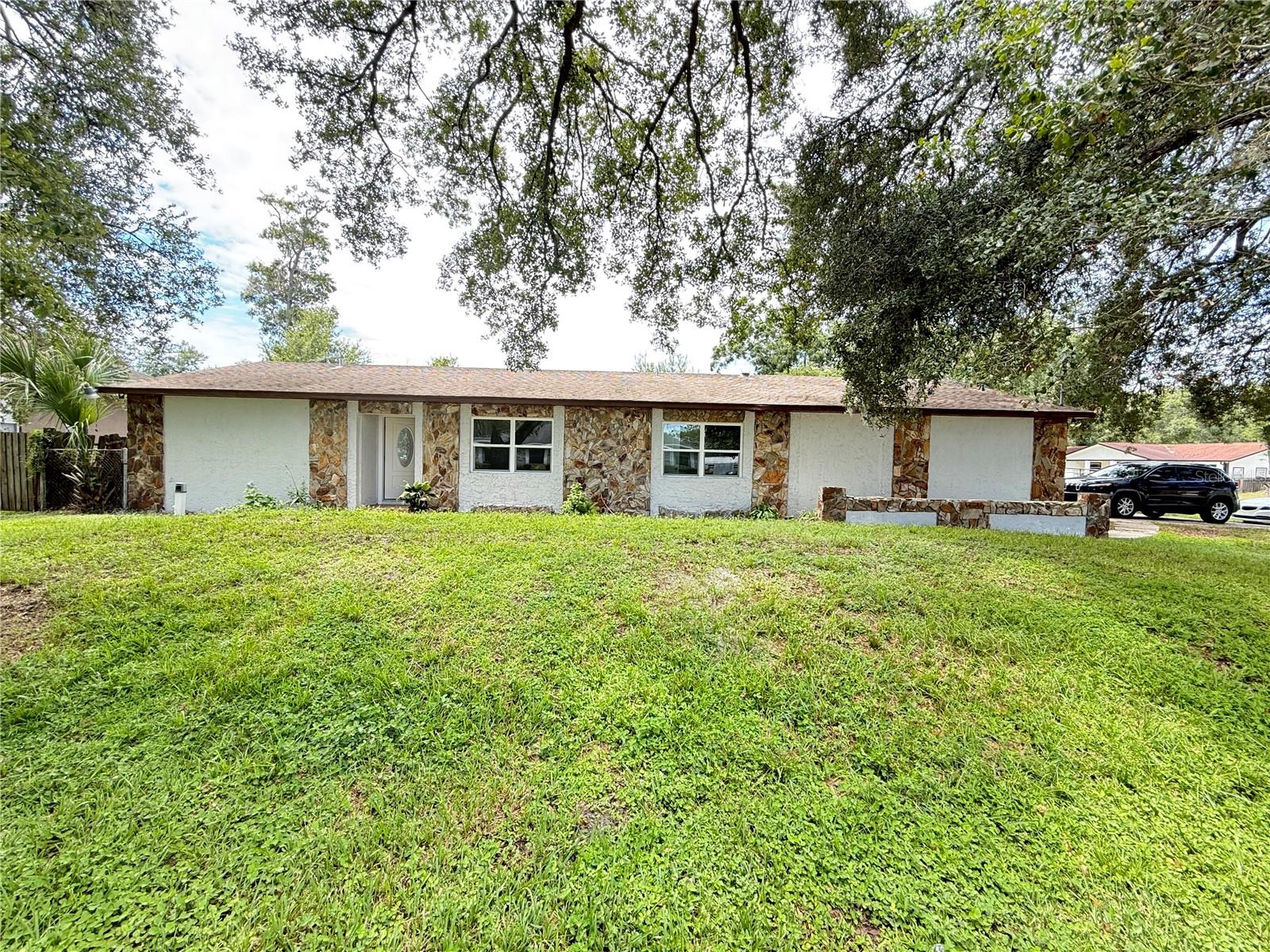 Image 2 of 56 For 2001 58th Street