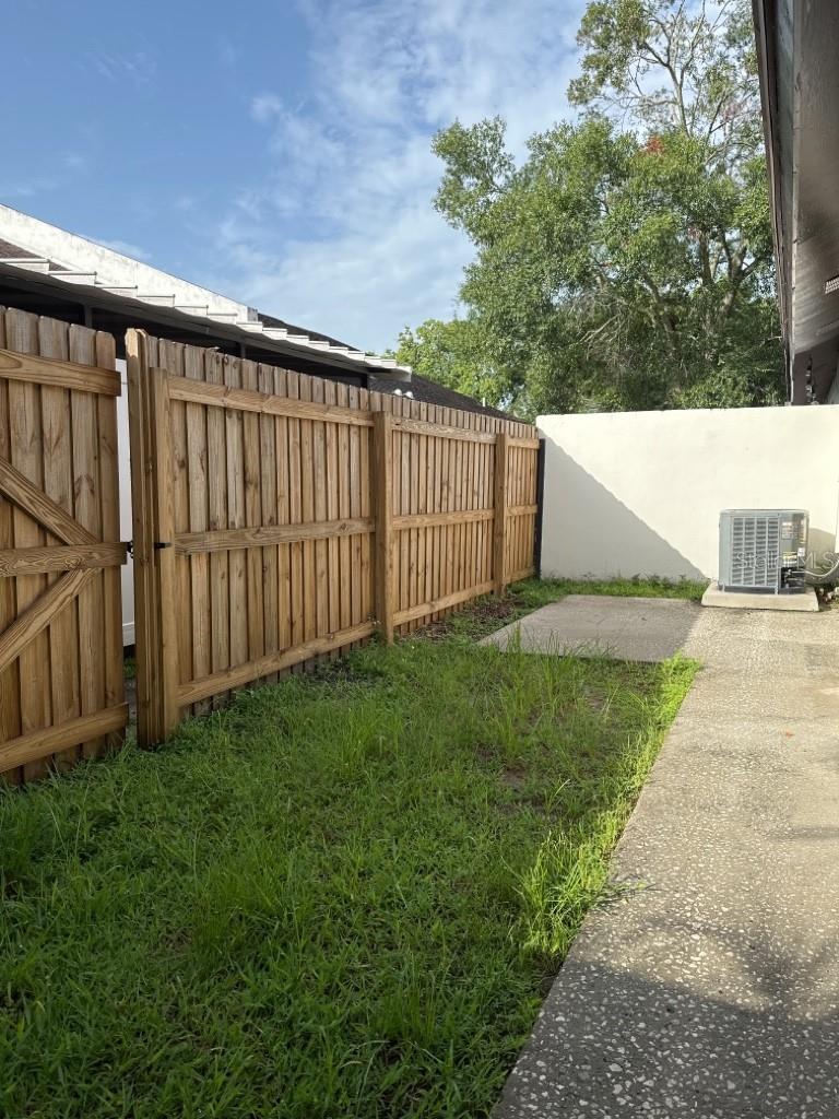 Image 17 of 18 For 11411 Midfield Way