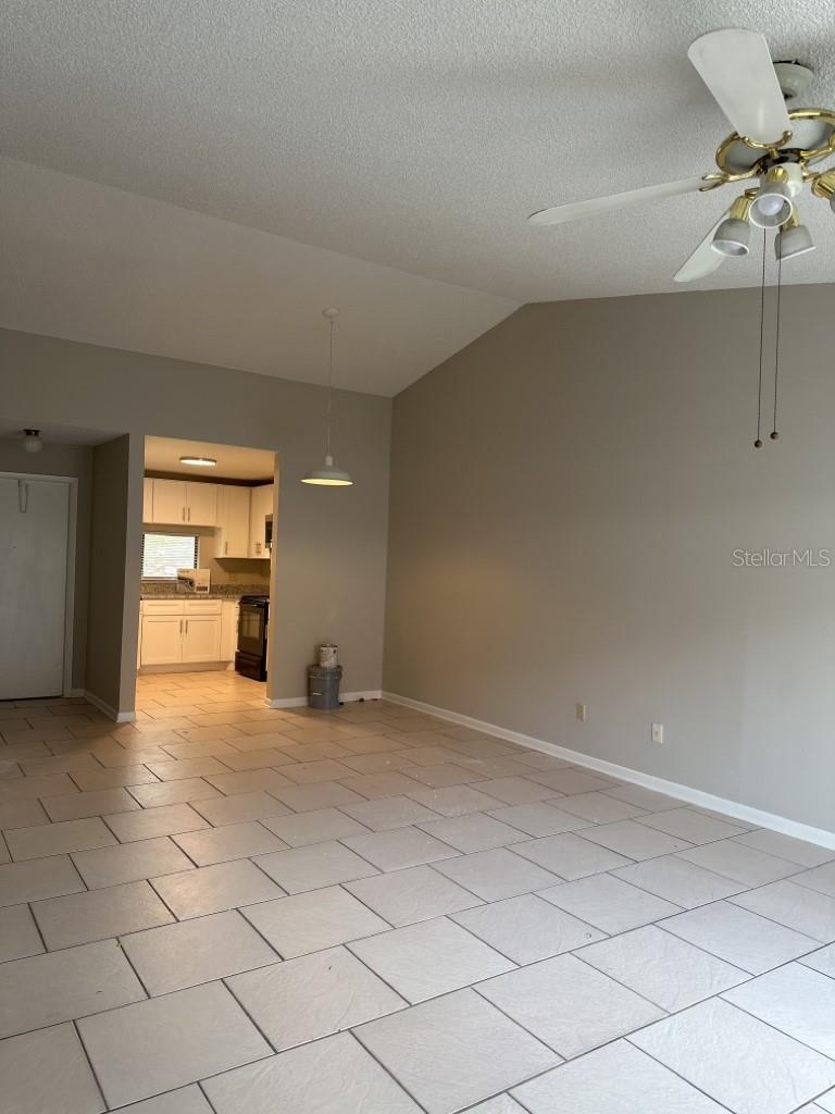 Image 9 of 18 For 11411 Midfield Way