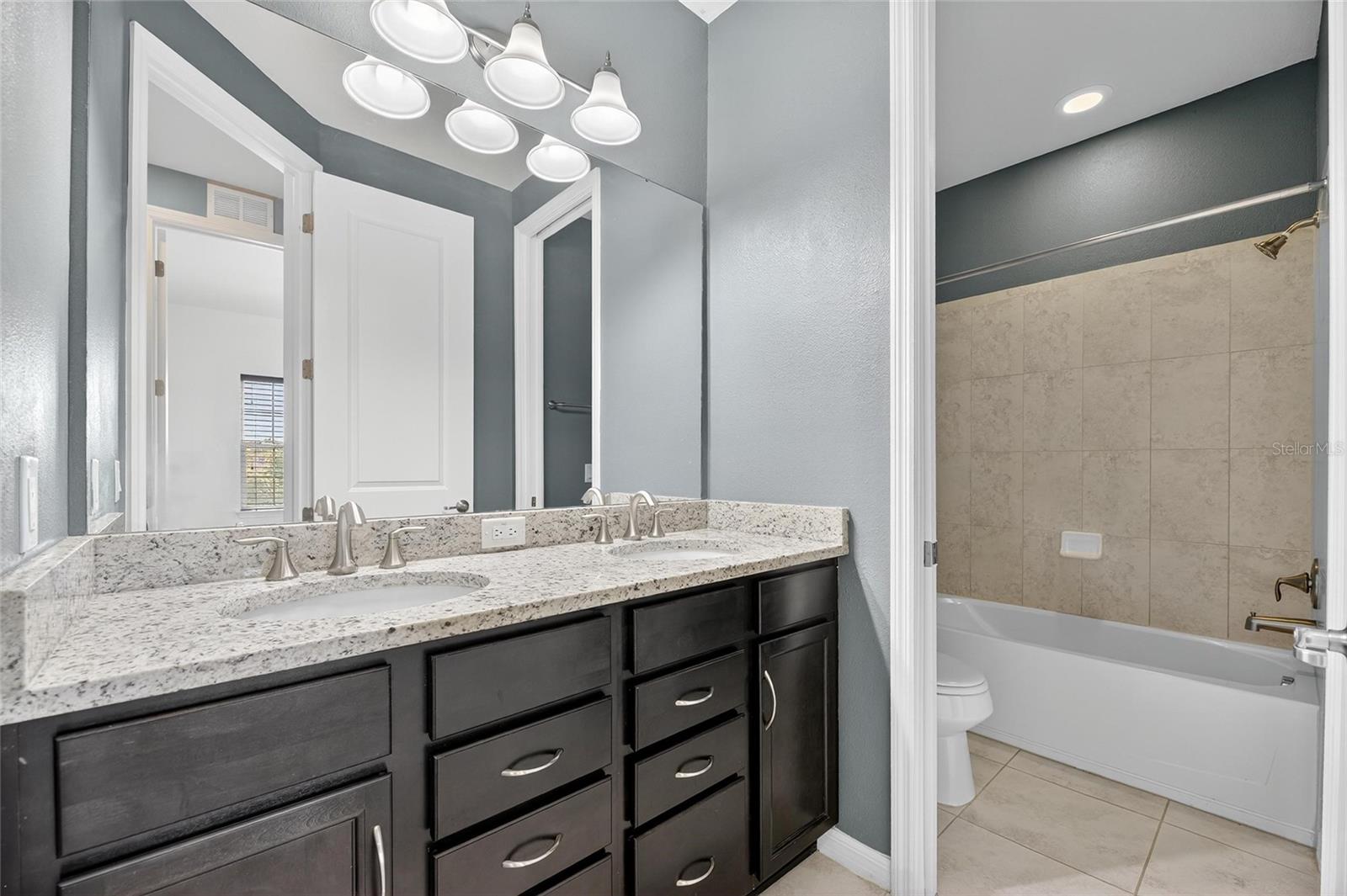 Image 23 of 44 For 5811 Caldera Ridge Drive