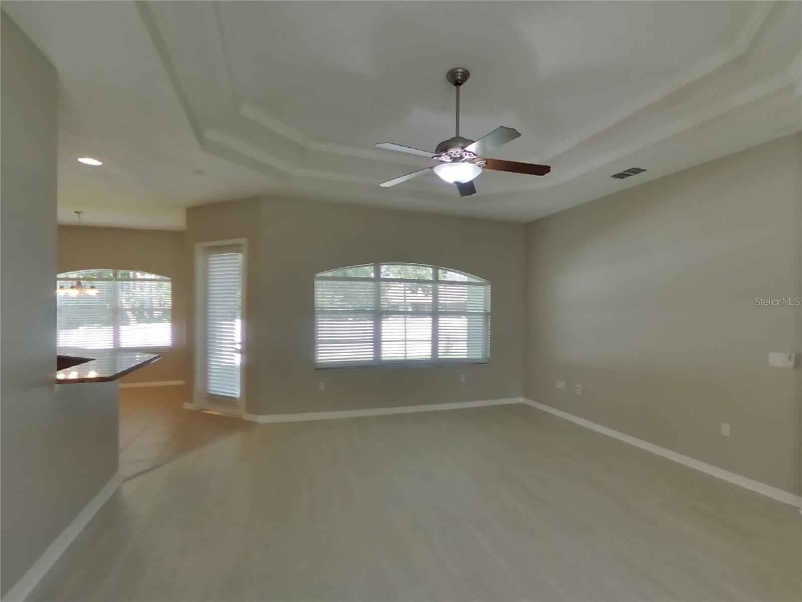 Image 3 of 16 For 12739 Balsam Avenue