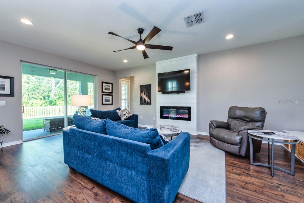Image 11 of 45 For 22354 Woodmen Hall Drive