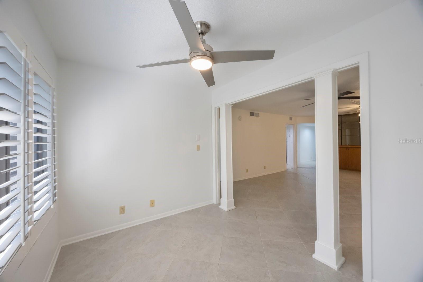 Image 20 of 43 For 3078 Eastland Boulevard 304
