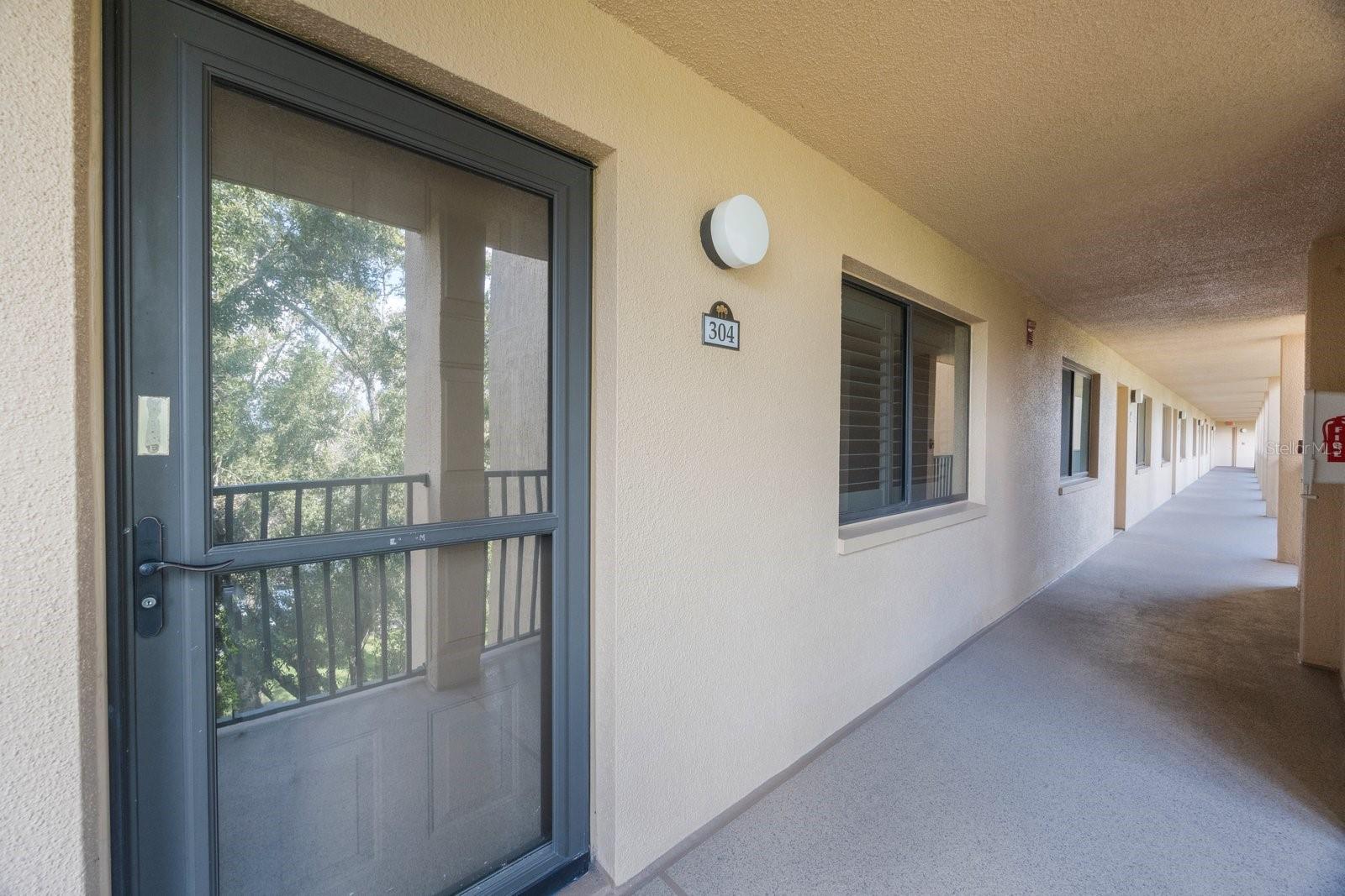 Image 28 of 43 For 3078 Eastland Boulevard 304