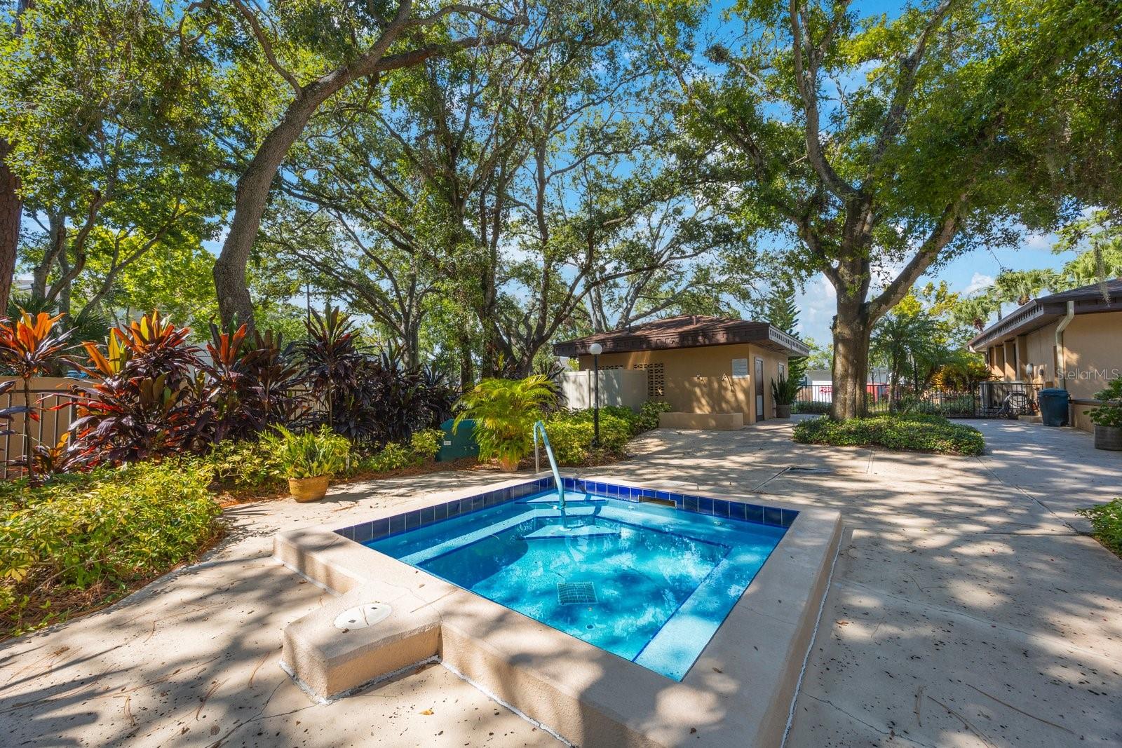 Image 37 of 43 For 3078 Eastland Boulevard 304