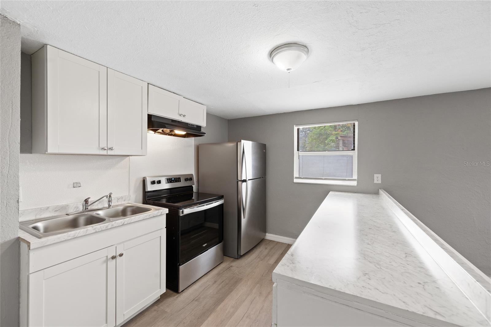 Image 34 of 47 For 605 S S Disston Ave