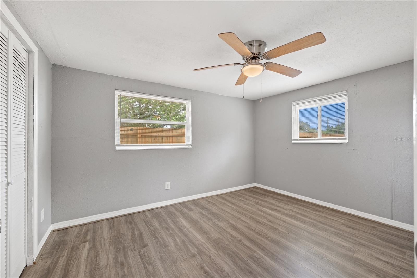 Image 35 of 47 For 605 S S Disston Ave
