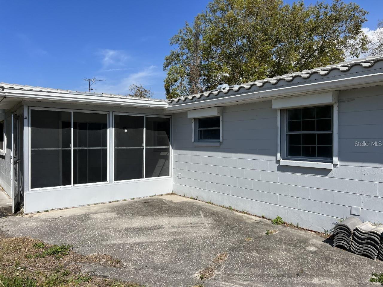 Image 18 of 20 For 9011 Saint Clair Lane