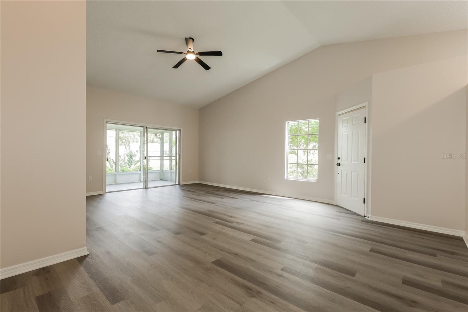 Image 6 of 15 For 7725 Balharbour Drive