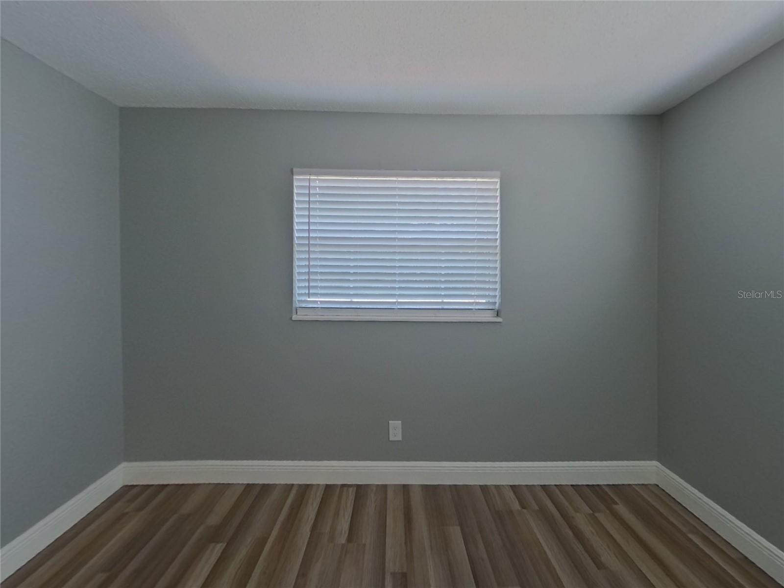 Image 11 of 15 For 2730 Avocado Drive