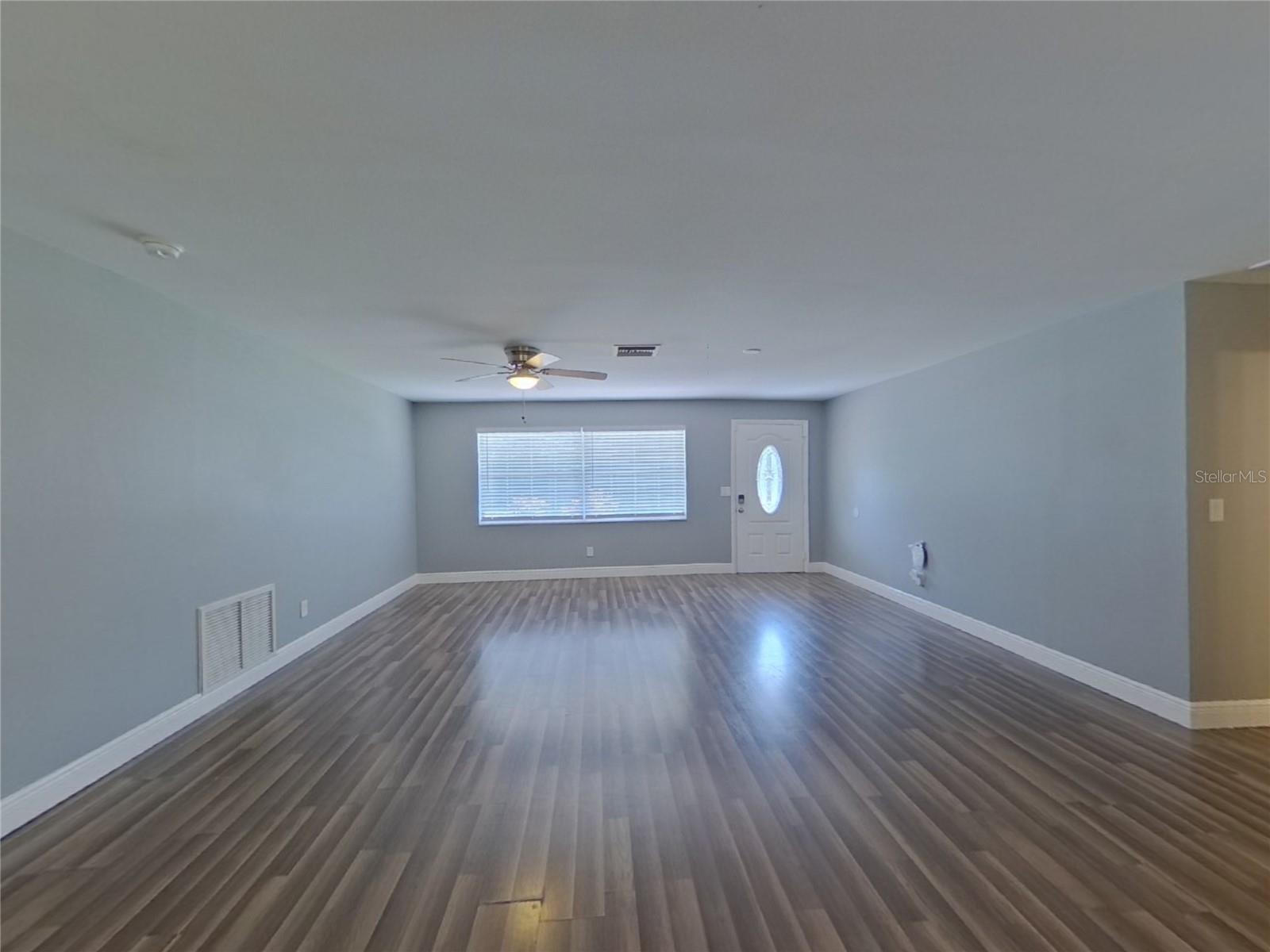 Image 2 of 15 For 2730 Avocado Drive
