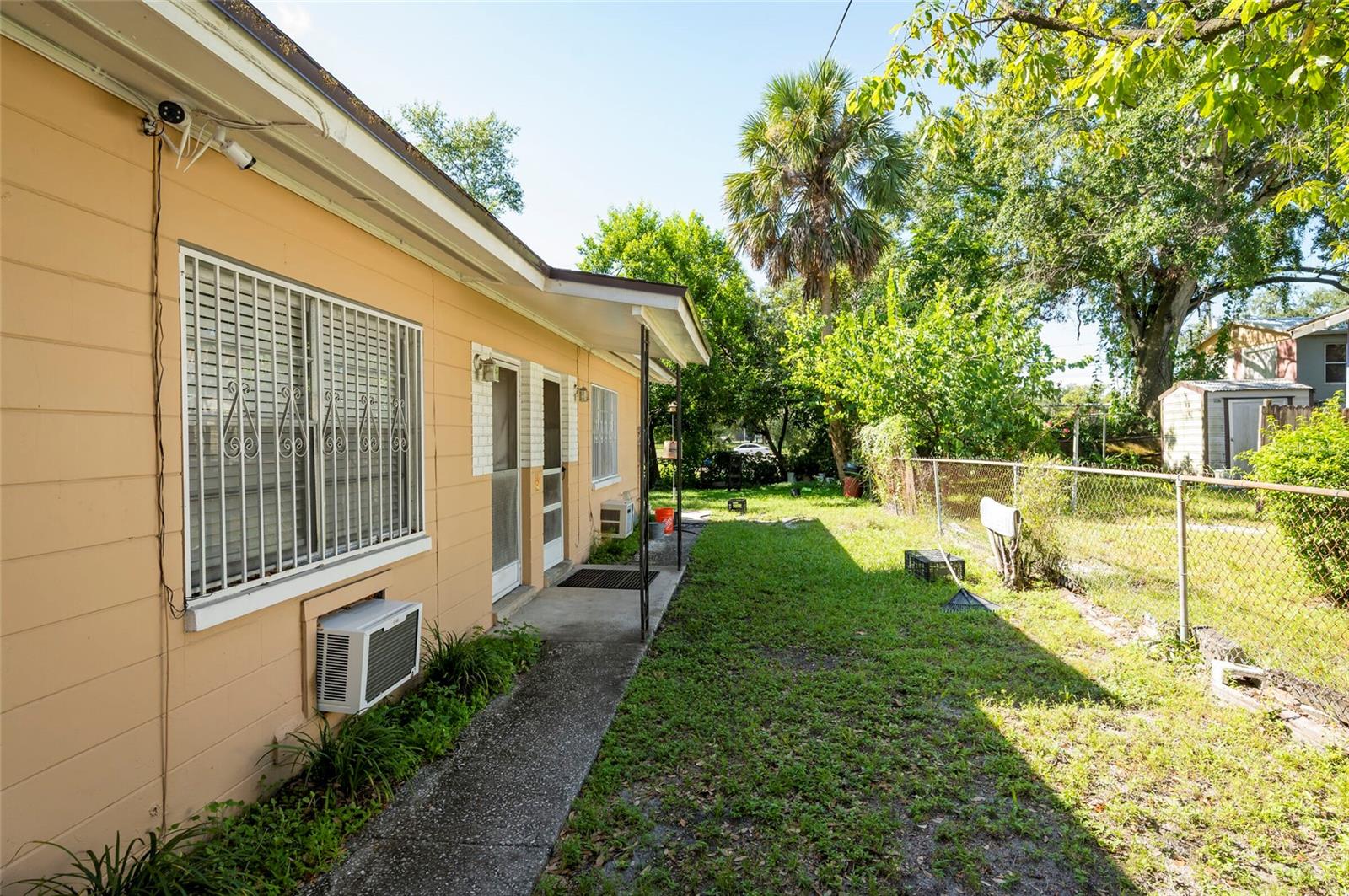 Image 10 of 21 For 2417 Ida Street