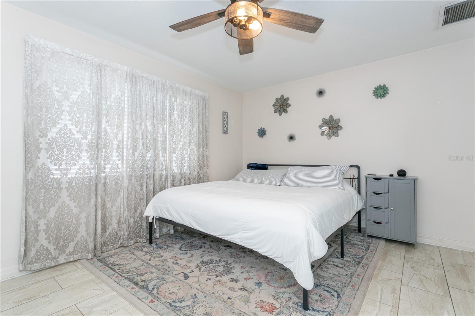Image 18 of 35 For 10474 Kumquat Lane