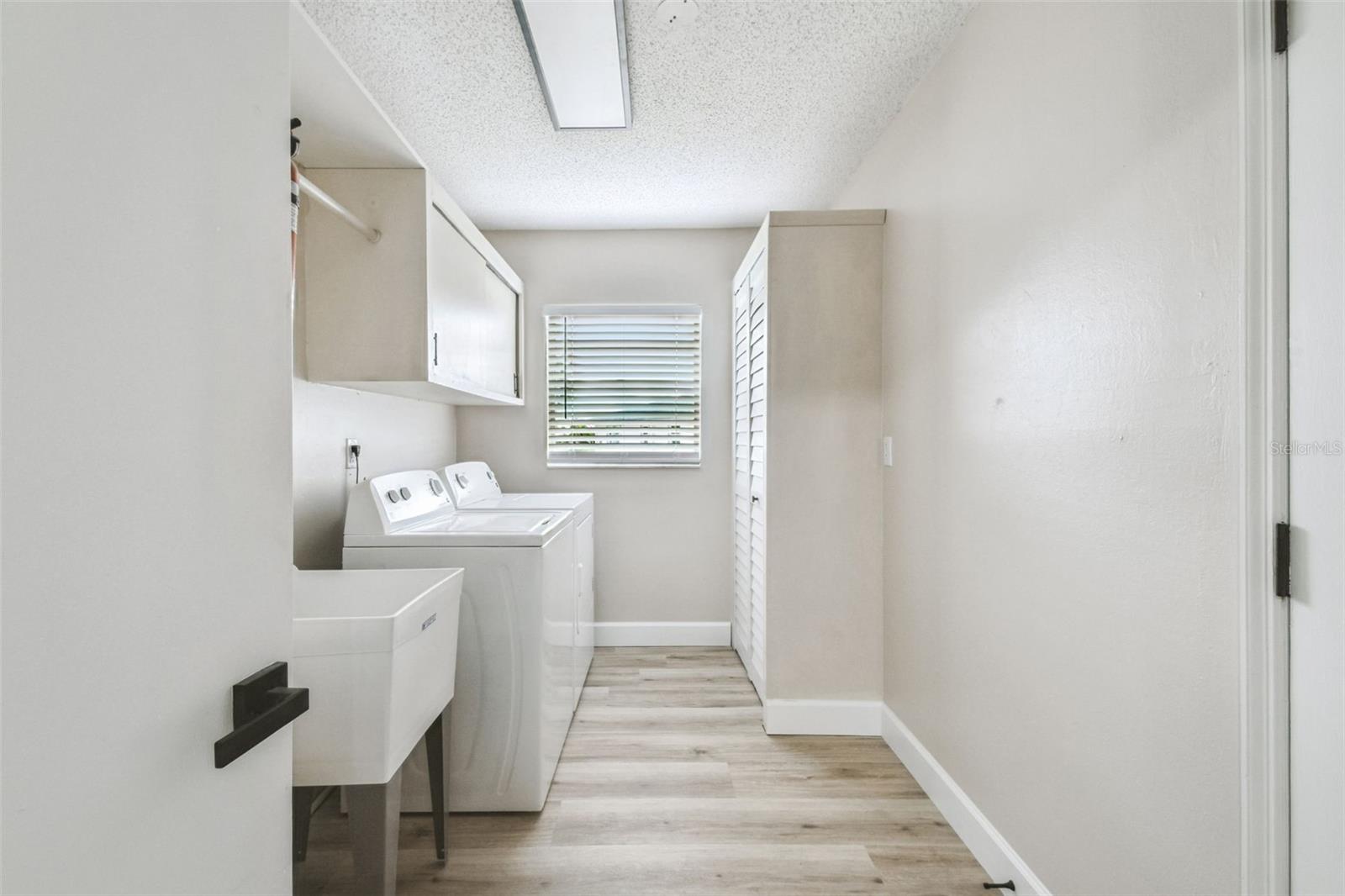 Image 25 of 36 For 1805 Butterfly Place