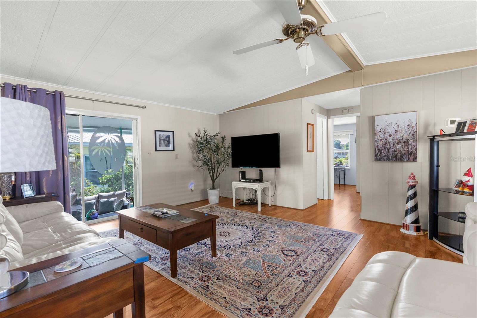 Image 11 of 37 For 14301 Evermore Street