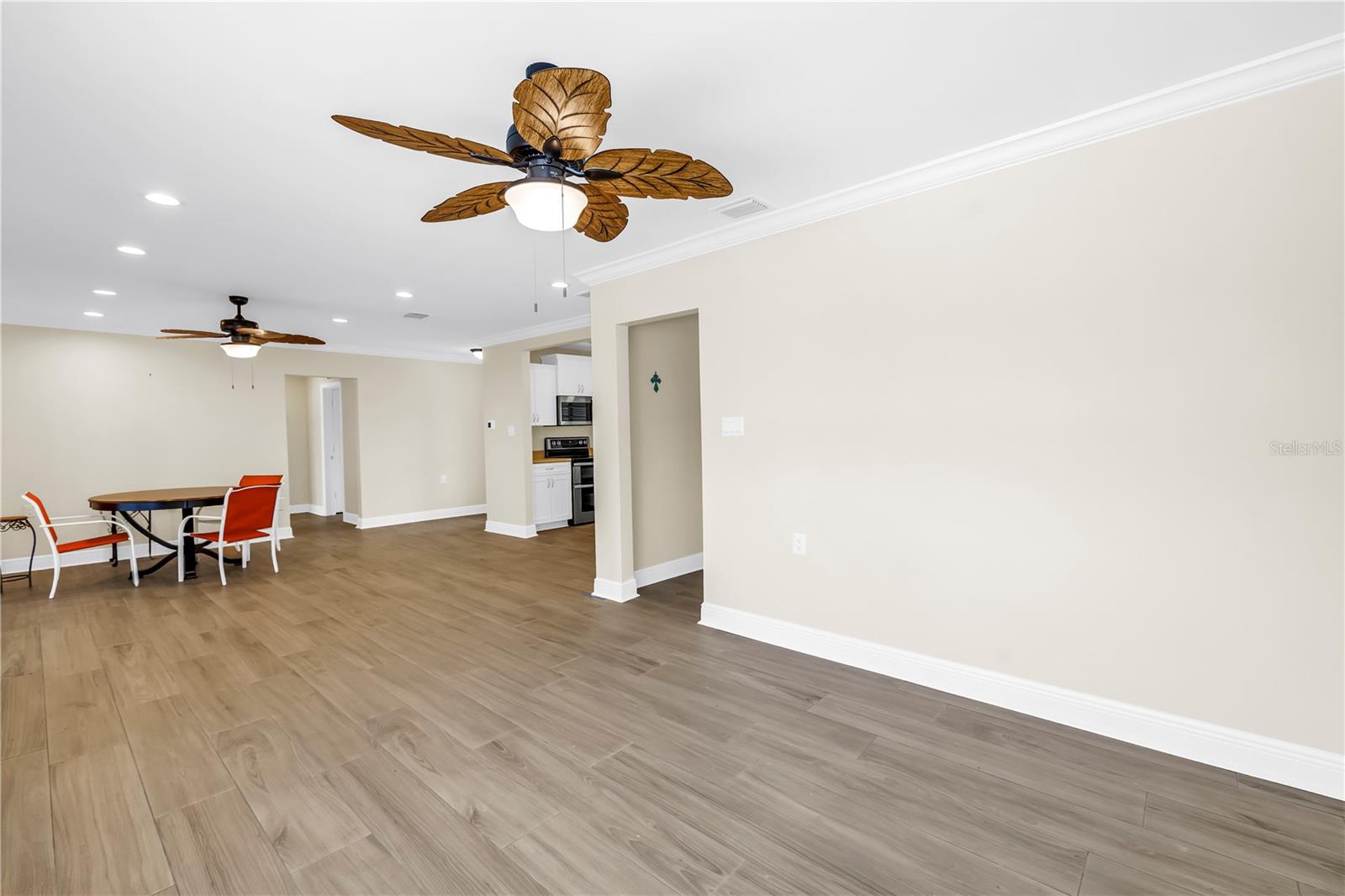 Image 12 of 40 For 5403 Aloha Drive