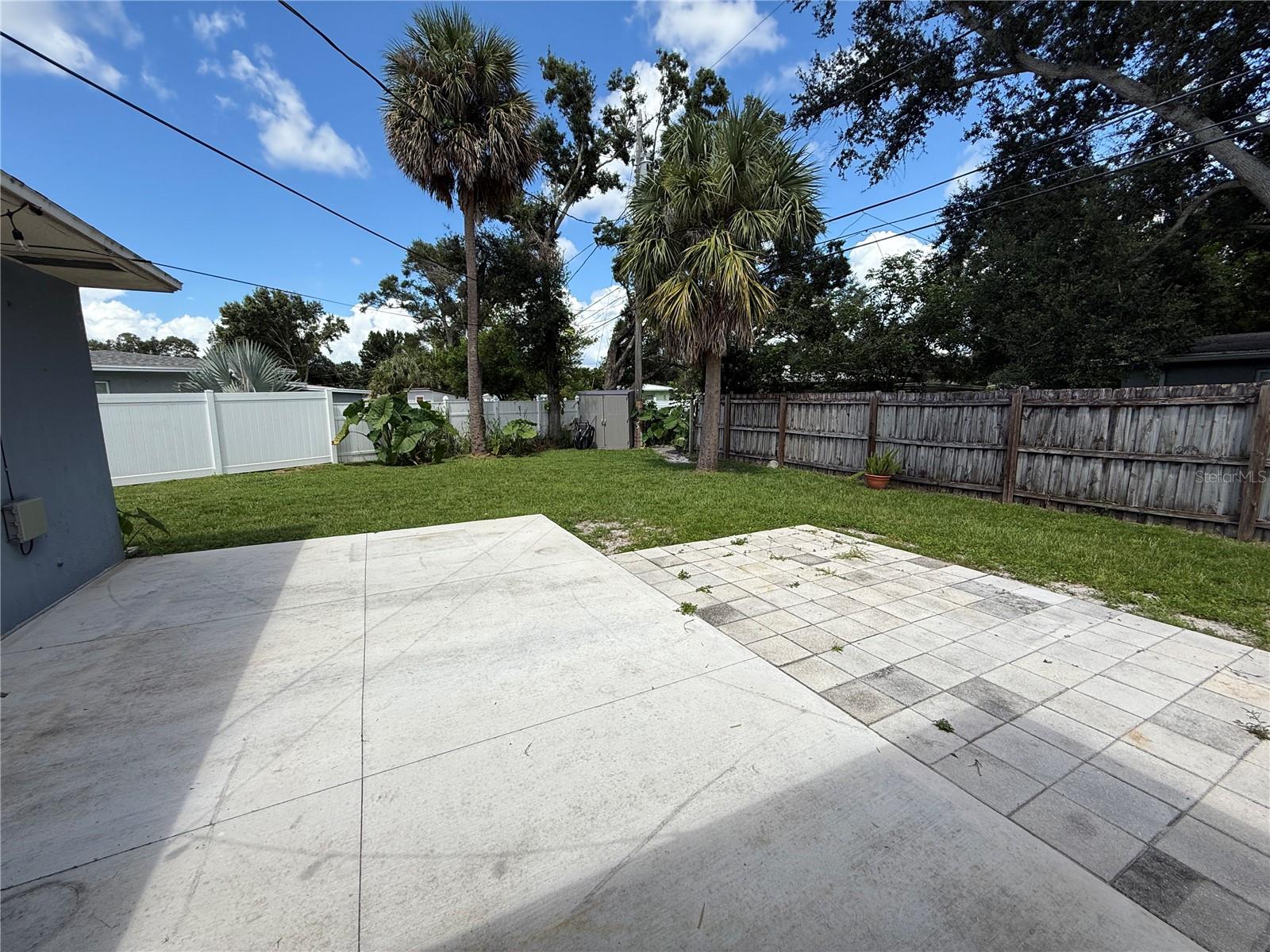 Image 12 of 15 For 4423 Crestwood Drive N