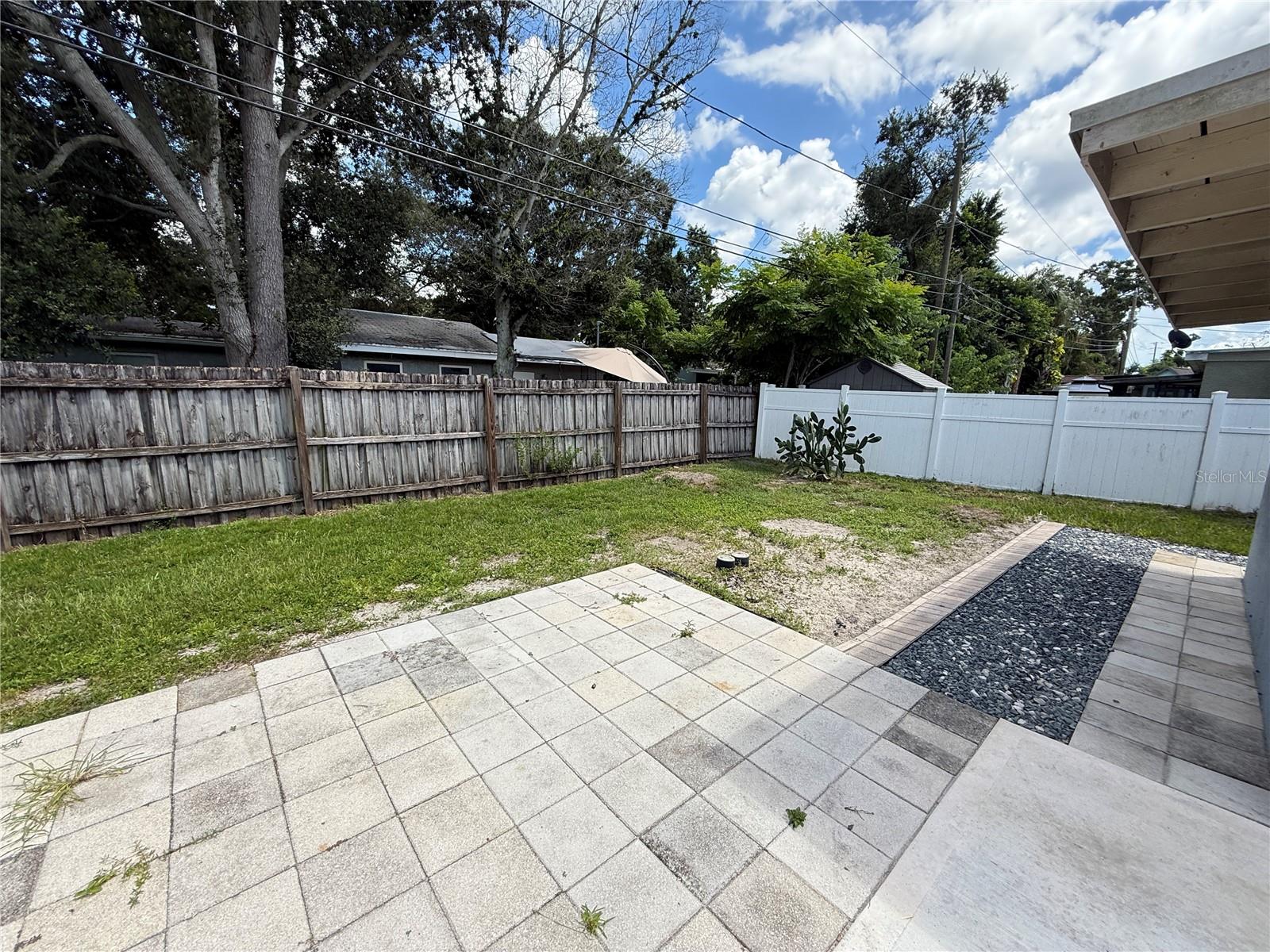 Image 13 of 15 For 4423 Crestwood Drive N