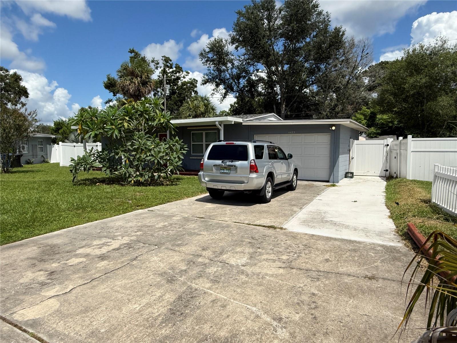 Image 2 of 15 For 4423 Crestwood Drive N